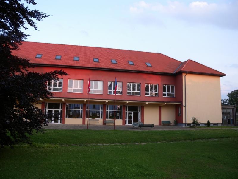 Základní škola Chraštice